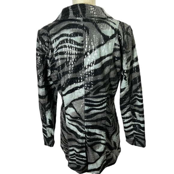 “Selene Sports” Coat Jscket - Picture 4 of 14